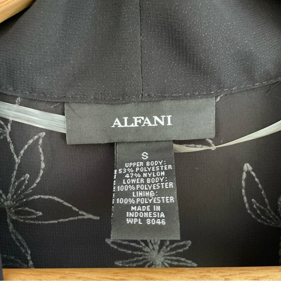 NWT Alfani Pleated Embroidered Side Split Long Sheer kimono - Picture 13 of 16